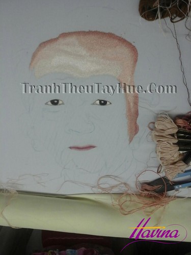 Qúa trình thêu tranh thêu chân dung Qúa trình thêu tranh thêu chân dung