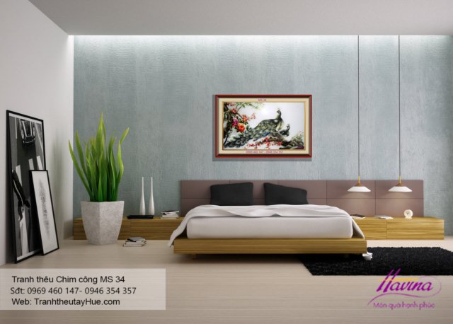 Tranh thêu chim công treo phòng khách
