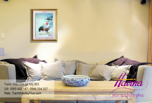 Tranh thêu con gà treo phòng khách