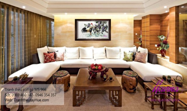 Tranh thêu con gà treo phòng khách