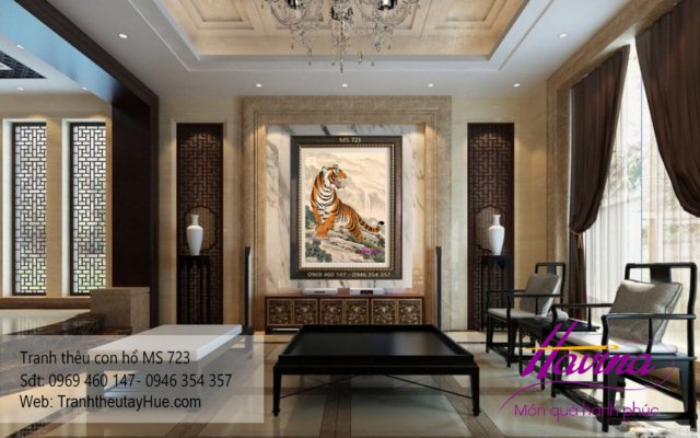Tranh thêu con hổ treo phòng khách