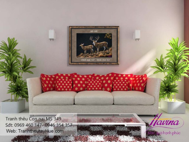 Tranh thêu con nai treo phòng khách