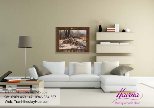 Tranh thêu con nai treo phòng khách