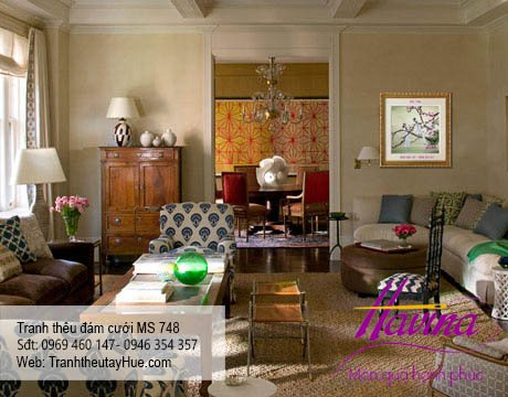 Tranh thêu tặng đám cưới treo phòng khách