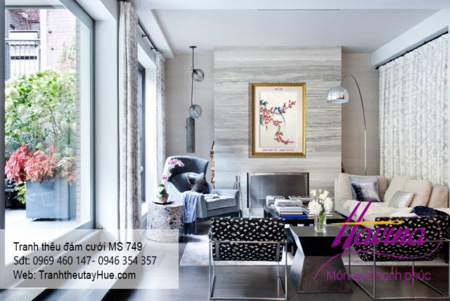 Tranh thêu tặng đám cưới treo phòng khách