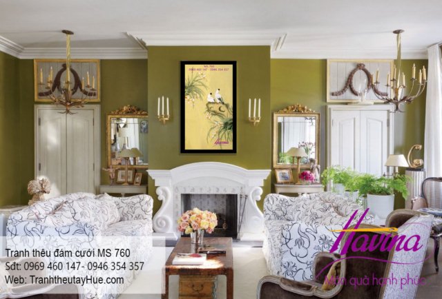 Tranh thêu tặng đám cưới treo phòng khách