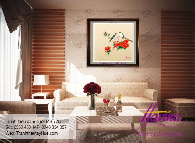 Tranh thêu tặng đám cưới treo phòng khách