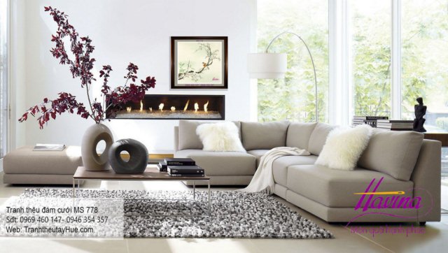 Tranh thêu tặng đám cưới treo phòng khách