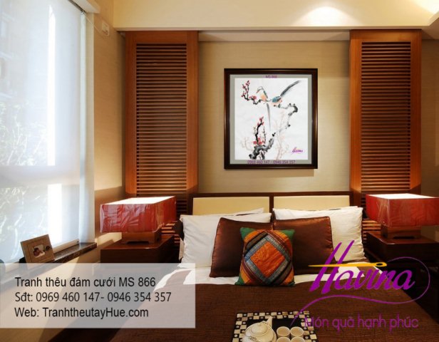 Tranh thêu tặng đám cưới treo phòng khách