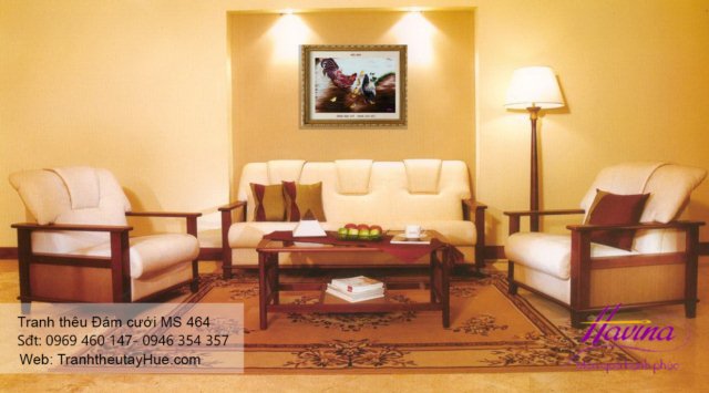 Tranh thêu tặng đám cưới treo phòng khách