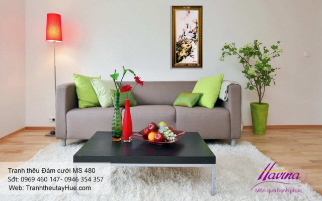 Tranh thêu tặng đám cưới treo phòng khách