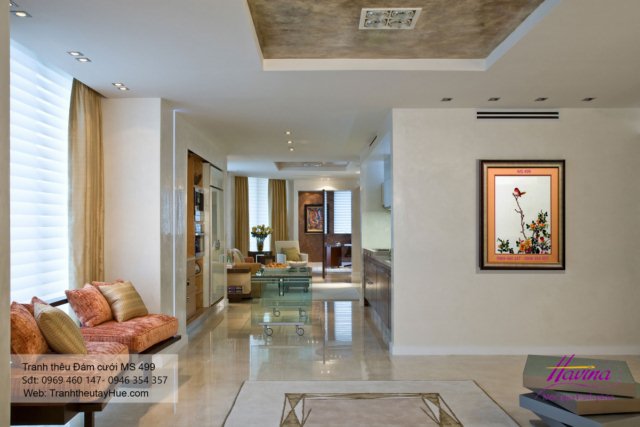 Tranh thêu tặng đám cưới treo phòng khách