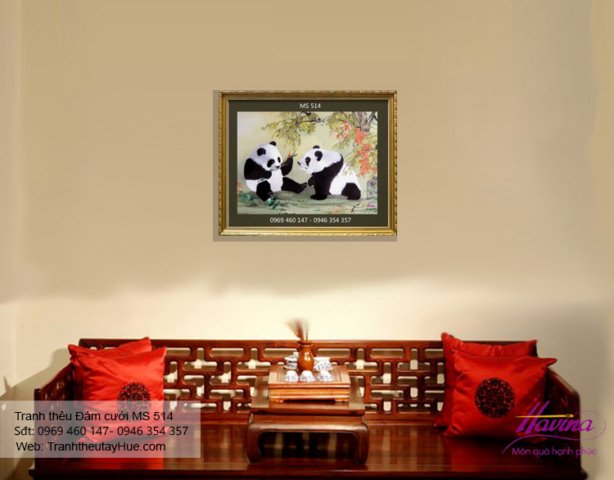 Tranh thêu tặng đám cưới treo phòng khách