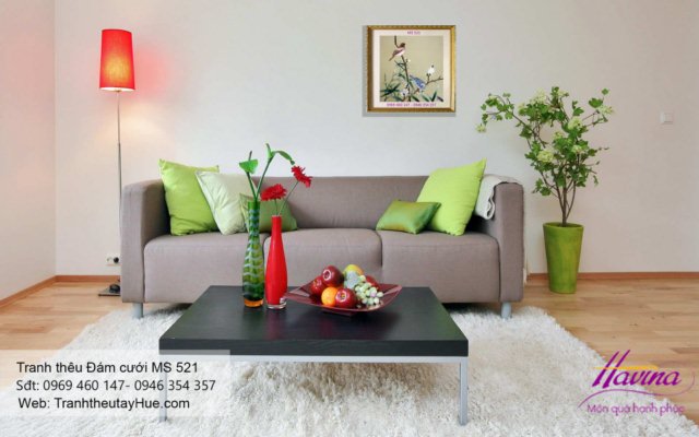 Tranh thêu tặng đám cưới treo phòng khách