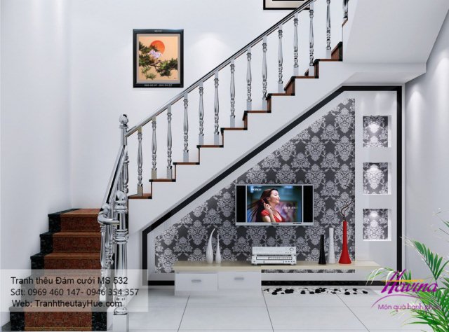 Tranh thêu tặng đám cưới treo phòng khách