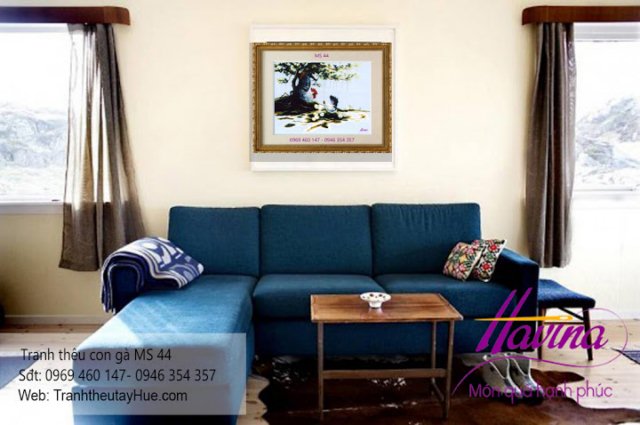 Tranh thêu con gà treo phòng khách
