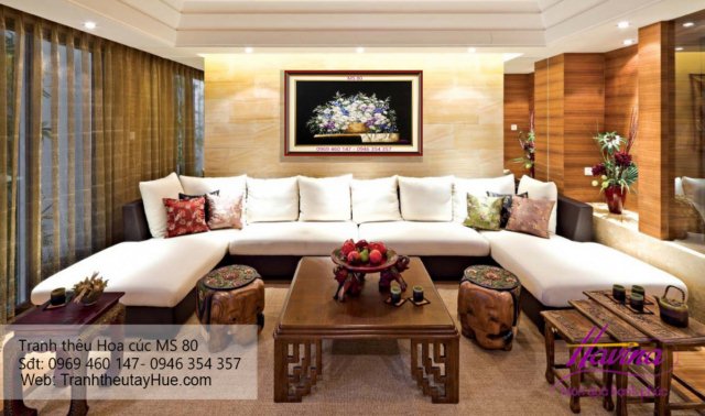 Tranh thêu hoa cúc treo phòng khách