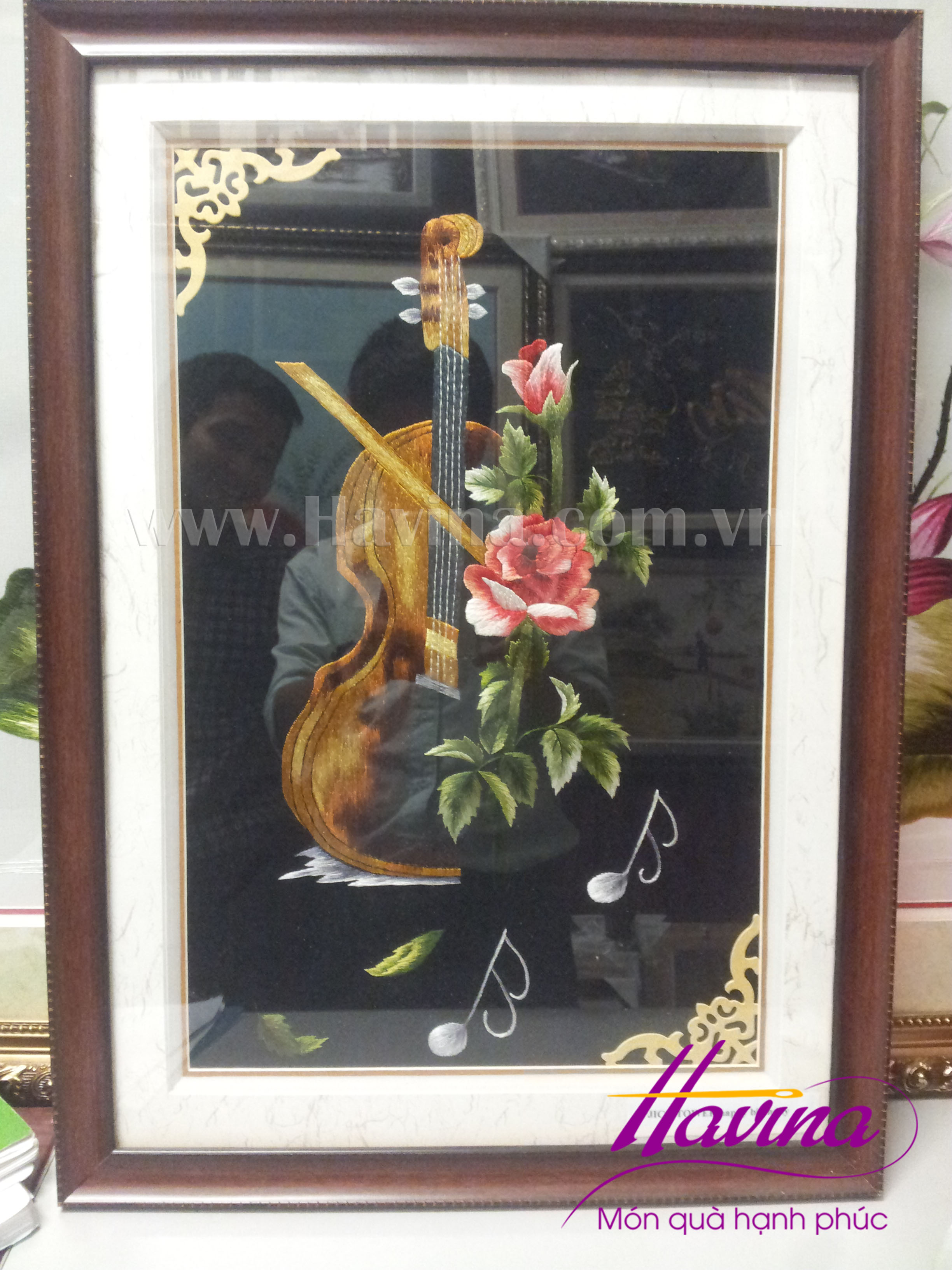 tranh thêu hoa hồng