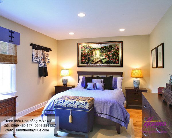 Tranh thêu hoa hồng treo phòng khách