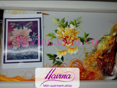 Quá trình thêu tranh thêu hoa mẫu đơn