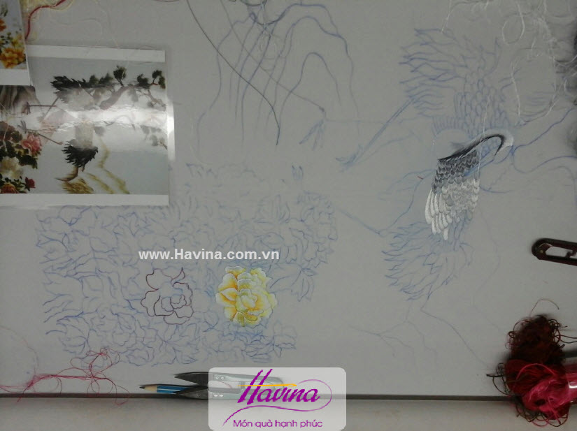 Tranh thêu tùng hạc mẫu đơn