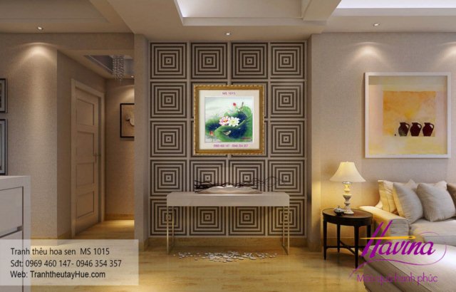 Tranh thêu hoa sen treo phòng khách
