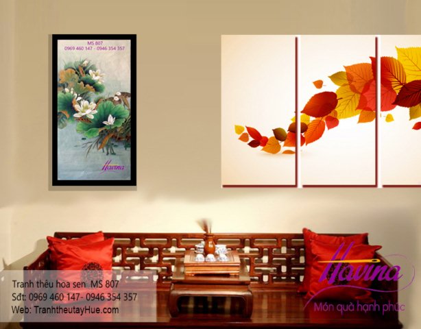 Tranh thêu hoa sen treo phòng khách