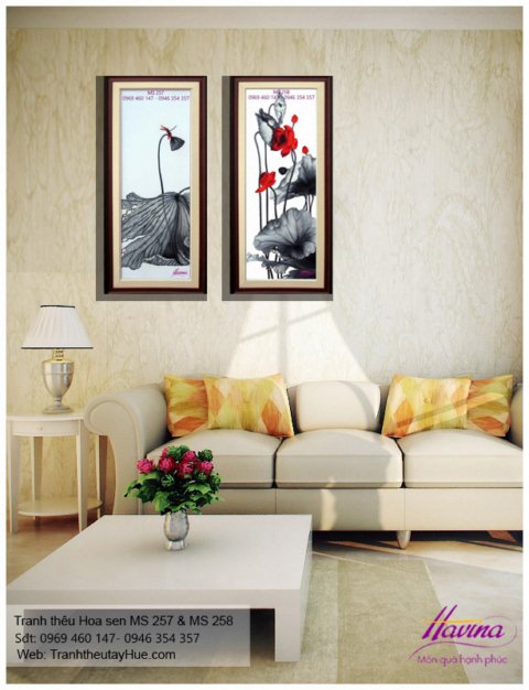 Tranh thêu hoa sen treo phòng khách