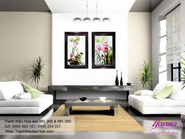 Tranh thêu hoa sen treo phòng khách