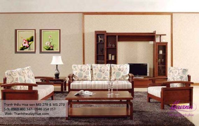 Tranh thêu hoa sen treo phòng khách