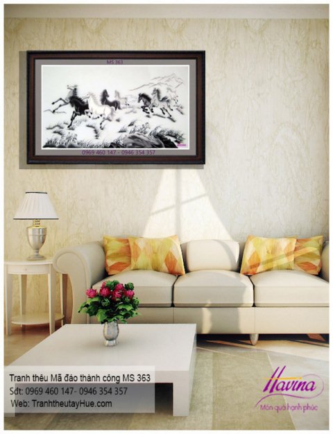 Tranh thêu mã đáo thành công treo phòng khách