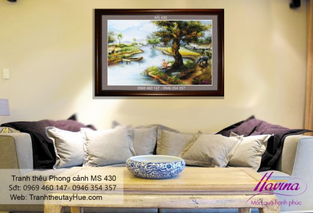 Tranh thêu phong cảnh làng quê treo phòng khách