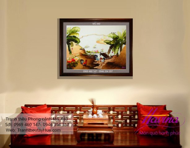 Tranh thêu phong cảnh làng quê treo phòng khách