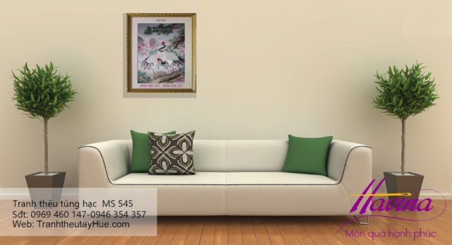 Tranh thêu tùng hạc diên niên treo phòng khách