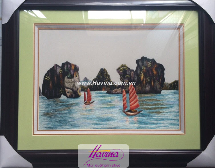 Tranh thêu phong cảnh Vịnh Hạ Long