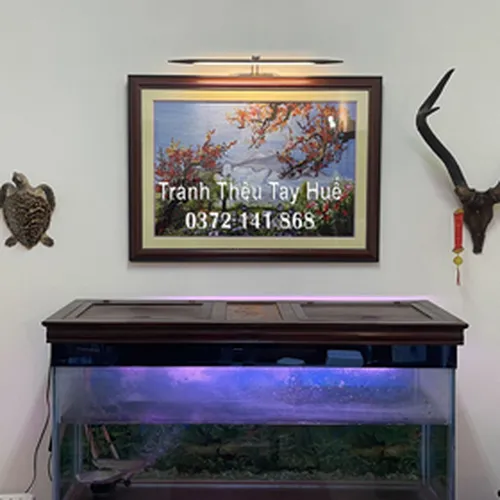 Anh Thông đến từ Quận Hoàng Mai - Hà Nội đặt thêu tác phẩm tranh thêu hoa đào khoe sắc theo yêu cầu
