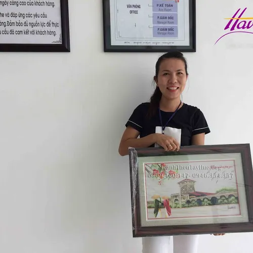 Bất Ngờ Với Món Quà Mà Chị Tuyền Dành Tặng Bạn