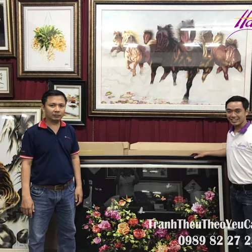 Hoàn thiện tranh thêu Tùng hạc hoa mẫu đơn theo yêu cầu anh Nam ở quận 9, TPHCM