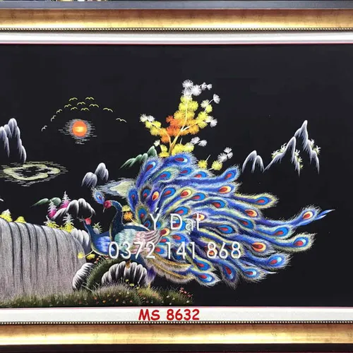 Tranh thêu chim công MS 8632