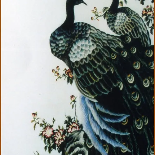 Tranh thêu con công 04