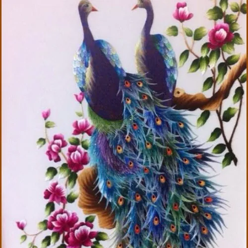 Tranh thêu con công 16