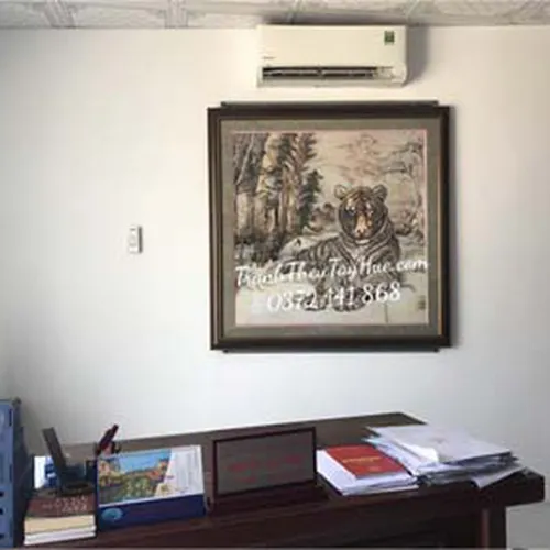 Tranh thêu con hổ thực hiện theo yêu cầu của anh Phúc ở Long Thành