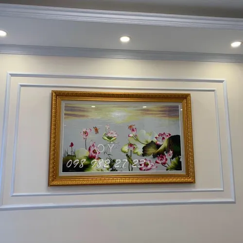 TRANH THÊU HOA SEN TREO NHÀ KHÁCH HÀNG