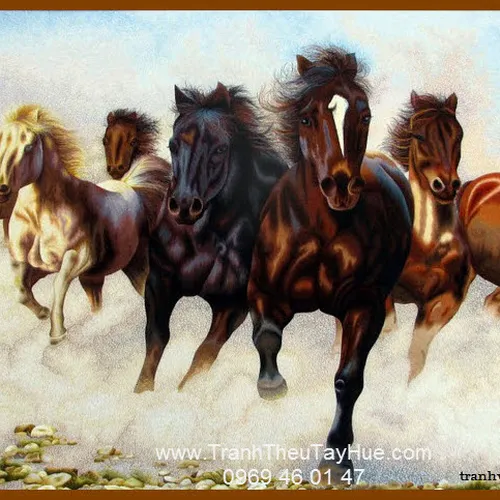 Tranh thêu tay truyền thống Mã Đáo Thành Công 02