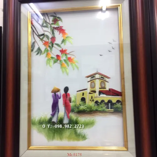 Tranh thêu tay tphcm MS 8178-  Chợ Bến Thành Sài Gòn