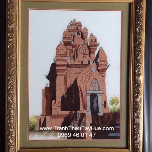 Tranh thêu tay truyền thống cảnh quê hương Việt Nam - Tháp Chàm