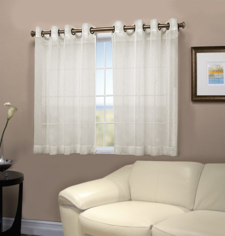 Chọn màn cửa sổ phòng ngủ phù hợp mang đến sức khỏe tốt nhất cho bạn Chọn màn cửa sổ phòng ngủ phù hợp mang đến sức khỏe tốt nhất cho bạn