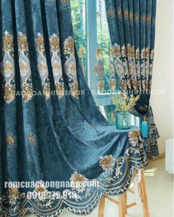 Vải nhung màu xanh dương làm rèm cửa phòng khách Vải nhung màu xanh dương làm rèm cửa phòng khách