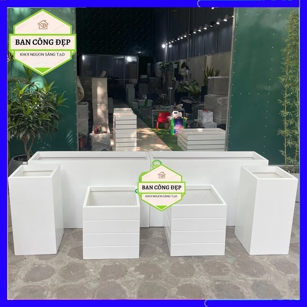 Thêm mảng xanh tươi mát với mẫu chậu cây ban công composite hiện đại. Thêm mảng xanh tươi mát với mẫu chậu cây ban công composite hiện đại.