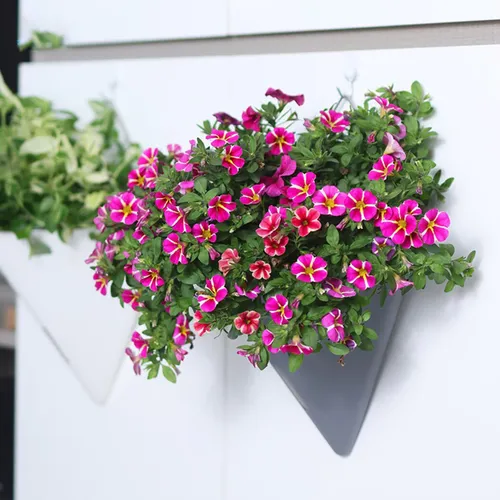 Chậu Cây Ban Công Kiểu Dáng Thời Thượng- Tự Tưới-  Hoàn Hảo Cho Mọi Không Gian.